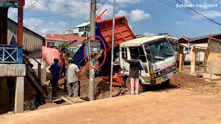 Dump Truck! 5Ton Take Land To Bulldozer Push Do Road Will Push Fill The Lot Perfectly