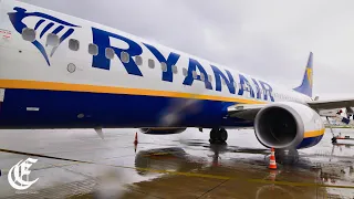 TRIP REPORT |  RYANAIR | B737-800| Toulouse Blagnac - Milan Bergamo | flying boeing at airbus home