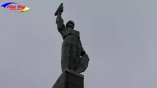 Монумент Славы воинам, партизанам и подпольщикам в Днепропетровске