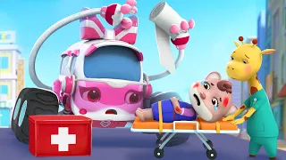 Brave Ambulance Song | Monster Trucks | Car Cartoon & Songs | Wheely World