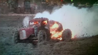 Intruder 2.0 Mega truck Explosive!! Freestyle@ Michigan Mud Jam 2016