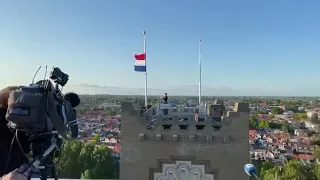 Taptoe vanaf toren Kathedraal - Herdenking 4 mei