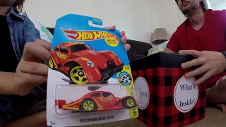 Emoji Hot Wheels Обзор игрушек в Америке игрушки видео для детей kids toys family kids channel