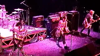 DISTILLERS at the Vic Theatre in Chicago  May 20, 2000