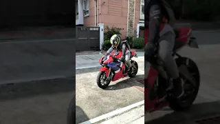 Ride with my Fireblade with Akrapovic exhaust