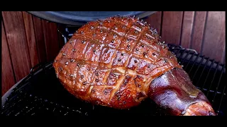 Glazed Christmas Ham