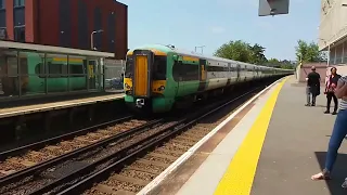 Southern Class 377 at Crawley Station