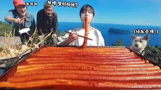 Ulleung Island Ep.5) Spicy Rice Cake🔥 10-Meter-Long Tteokboki Mukbang