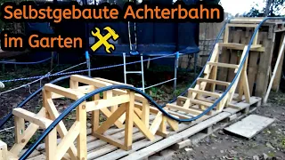 selbstgebaute Achterbahn im Garten