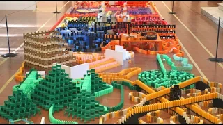 30,000 Dominoes Timelapse! (BMAC 11)