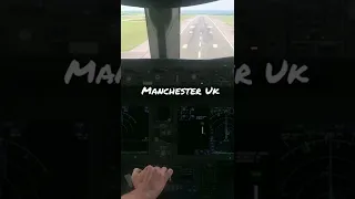 Boeing 787 cockpit landing 23R Manchester