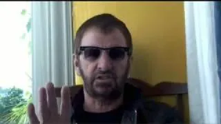 Ringo Starr says he's too busy to sign autographs