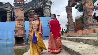 Sumedh and Mallika on Masti Mode Funny Scenes of Radha krishna 😱
