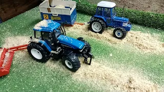 Cutting Silage Second Cut!! 1:32 scale model farm stop motion!! New Holland Ford