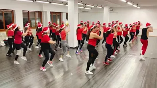 Christmas Dance Medley 2021 - Zumba / Dance Fitness / Christmas Song / JM Zumba Dance Milan Italy