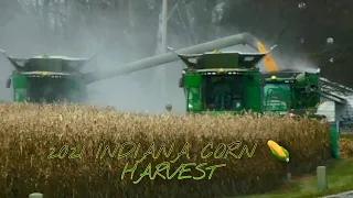 CORN HARVEST 🌽 2021 TWO JOHN DEERE S780 COMBINES HARVESTING CORN