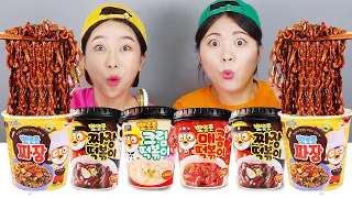 Tteokbokki épicé aux nouilles noires Pororo Mukbang DONA