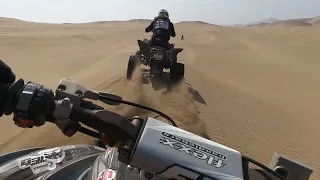 En las dunas de Chilca con los amigos de las quad