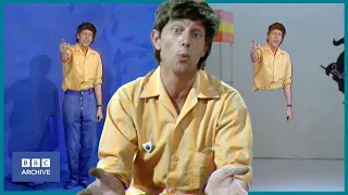 1970: John NOAKES and the Magic of BLUE SCREEN | Blue Peter | Retro Tech | BBC Archive