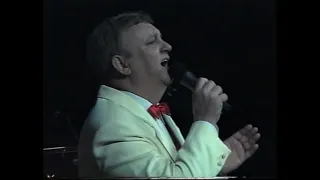 Ретро-бэнд "Граммофон" -  ВОЗВРАТА НЕТ.  (Я.Хаскин, В Крахт) - поёт Виталий Маринич
