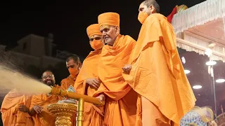 Phuldol utsav , Sarangpur ma valo preme padhare...BAPS KIRTAN