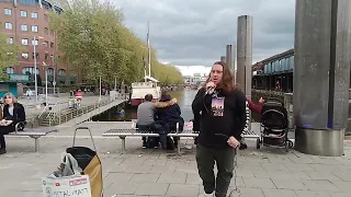 Busker WOWS CROWD with Freddie Mercury Cover of "In My Defence"