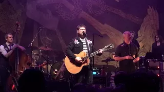 Heartfelt Pandering - The Decemberists Colin Meloy covers The Replacements "Skyway" 4/6/18