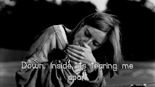 Portishead - Biscuit Lyrics