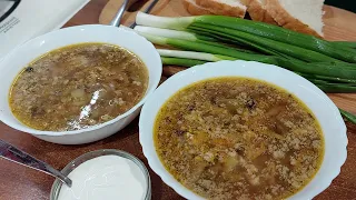 A delicious soup for the soul! I love recipes like this: 20 minutes to prepare and hearty