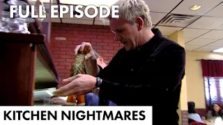 Gordon Ramsay Finds A DEAD LOBSTER | Kitchen Nightmares