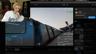 xQc reacts to streamer gets pushed off a train