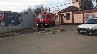 Ukrainian firefighters responding to fire! (+siren demo)