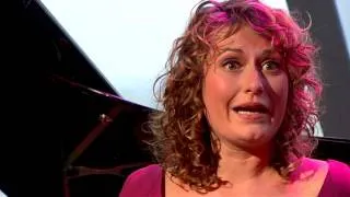 Rosanne van Sandwijk - Mozart/ from: Le nozze di Figaro - Non so piu cosa son cosa faccio