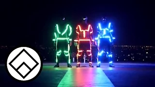 Light Emitting Dudes - LED Freerunning | Team Farang