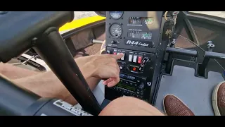 Kurs pilota śmigłowca - pierwszy start silnika i lot - Robinson R44 Cadet