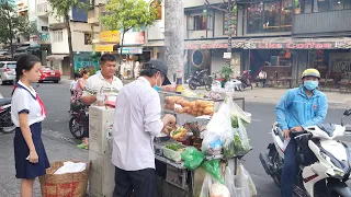 Xe bánh mì thịt nướng 15k/ổ đông nghẹt khách nhờ hũ sa tê nhà tự làm ở quê gửi vô