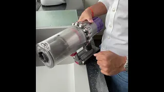 Nettoyer son aspirateur sans fil dyson V11 + astuce nettoyage How to clean and maintain Dyson V11