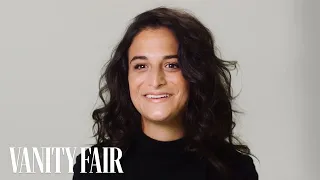 Jenny Slate Is Not Allowed to Use Her Marcel the Shell Voice During “Romantic Encounters”