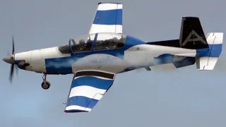 4Kᵁᴴᴰ HAF T-6A Texan II "Daedalus" Demo Team Flying Display @ RIAT Fairford