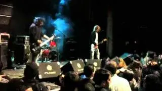 THE BUZZ LOVERS - Nirvana Tributo - In Bloom - Arena Madrid 04.12.2012