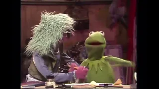 The Muppet Show - 210: George Burns - Backstage #1 (1977)