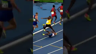 Mo Farah falls then comes back to win Rio Olympics 10k 🐐 #olympics #trackandfield #running