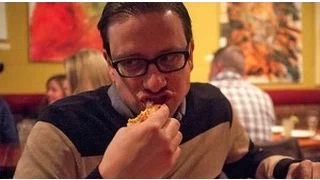Man Lives Off Of Pizza For 25 Years- Dan Janssen