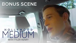 Tyler Henry Reveals Why He Has Unspeakable Joy | Hollywood Medium with Tyler Henry Bonus Scene | E!