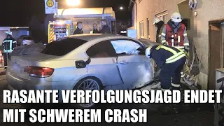 BMW leistet sich Verfolgungsjagd mit der Polizei und crasht frontal in Hausfassade | 27.09.2022