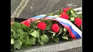 В Самаре возложили цветы к памятнику Д.Ф. Устинова