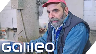 Pleite und illegal: Diese Griechen kämpfen um ihre Jobs | Galileo | ProSieben