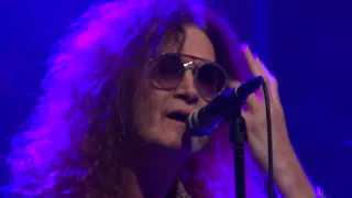 Glenn Hughes plays Deep Purple - You keep on moving