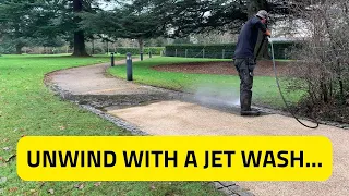 Craving a Zen moment? Experience the tranquility of power washing 🧘‍♂️🌿
