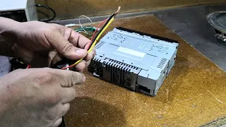 Como conectar un Auto estereo.